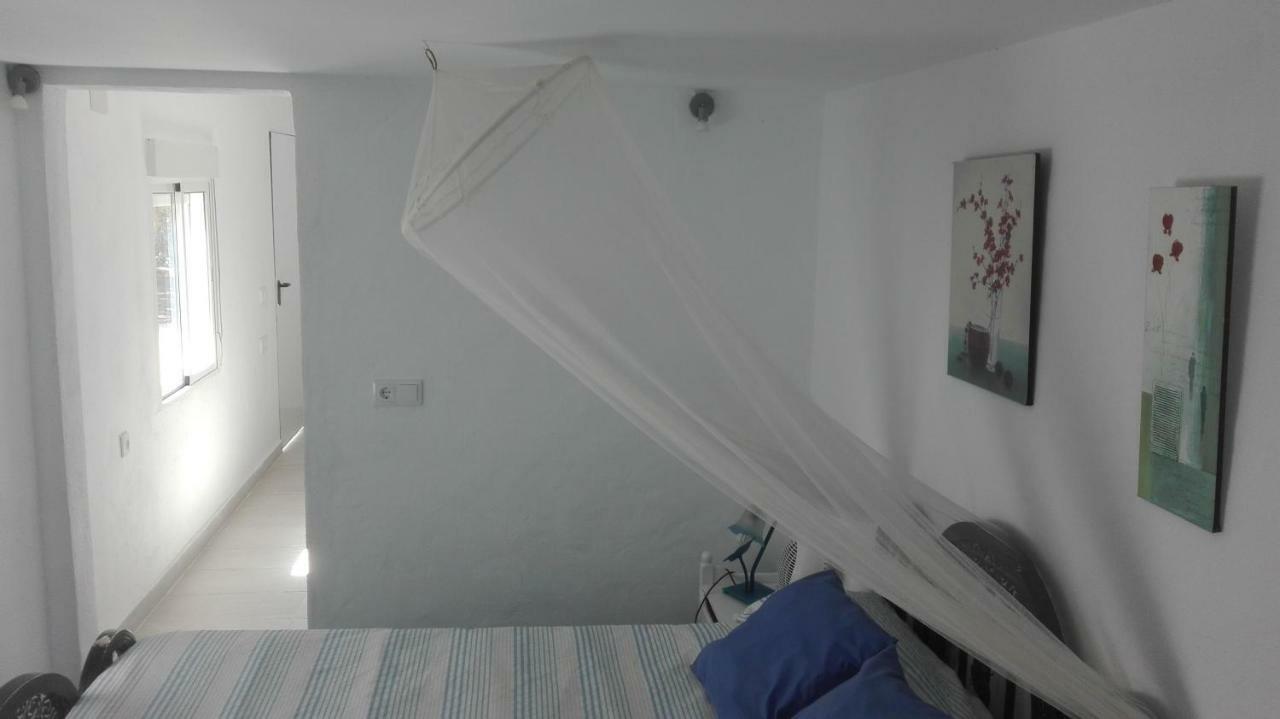 En Finca Las Dunas Dos Chalets Con Jacuzzis En Primera Linea De Playa , Uno De 4 Dormitorios Y Otro De 2 Dormitorios, Llama Al Seiscientos Veintisiete Cuatrocientos Diecisiete Trescientos Noventa Y Ocho Rota Exterior foto